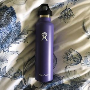 Purple 24oz HydroFlask